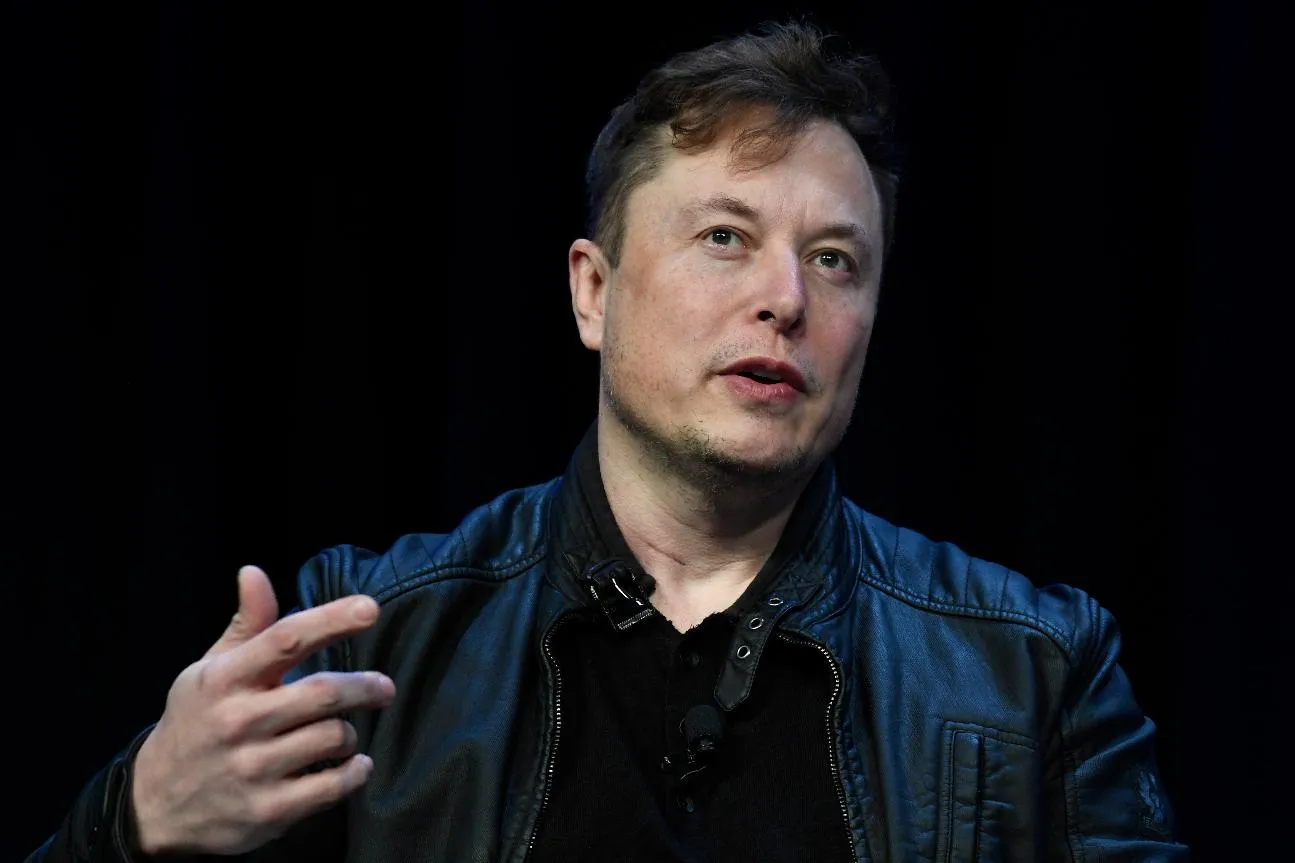 08307ef79ea84b22a8b313debfd41d7e_main_indonesia_elon_musk_00829