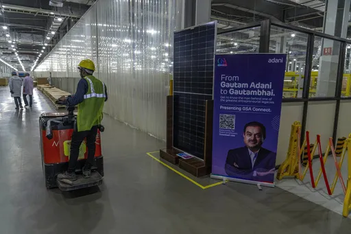 a22e0d7bf2fa4bc197419e332de03c6a_preview_india_adani_solar_75760