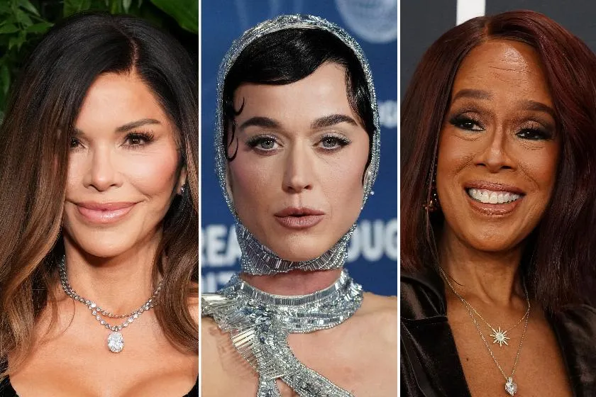 2e41b9bbe02f4fcb8de84dbeeaf3d29d_main_blue_origin_celebrity_launch_75307