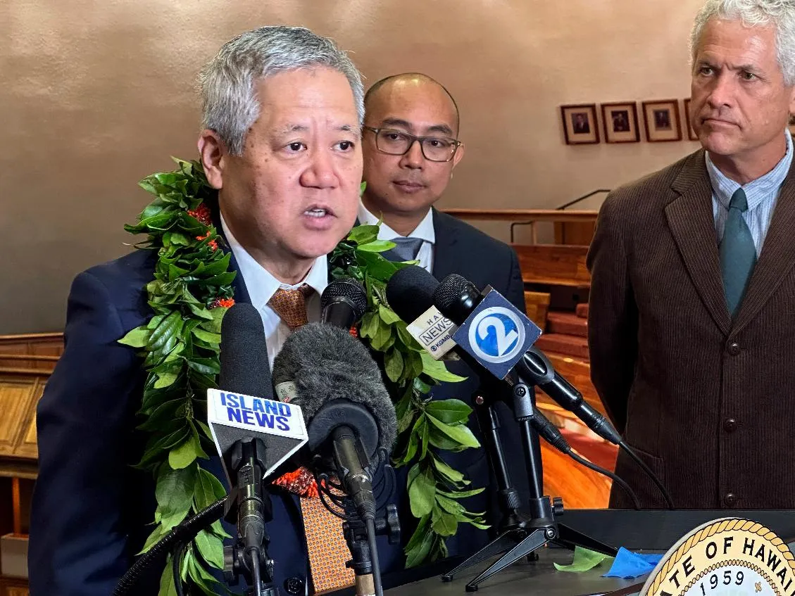 a49f67f27096463d9e39a0ff7a3712e5_main_hawaii_governor_25631