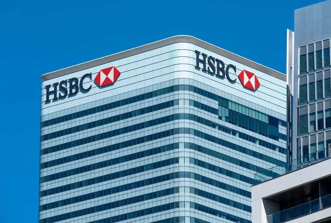 hsbc-stock-min
