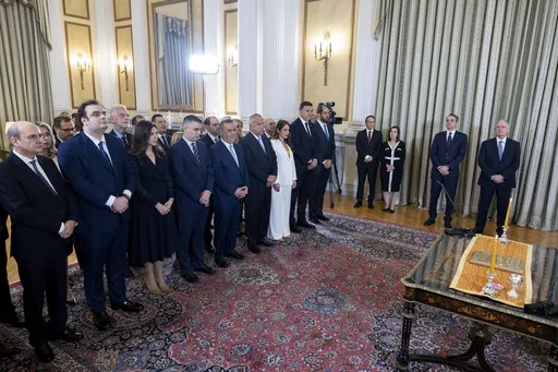 2ac0747c0a1e49a48b3044716e477ca1_preview_greece_cabinet_reshuffle_36914