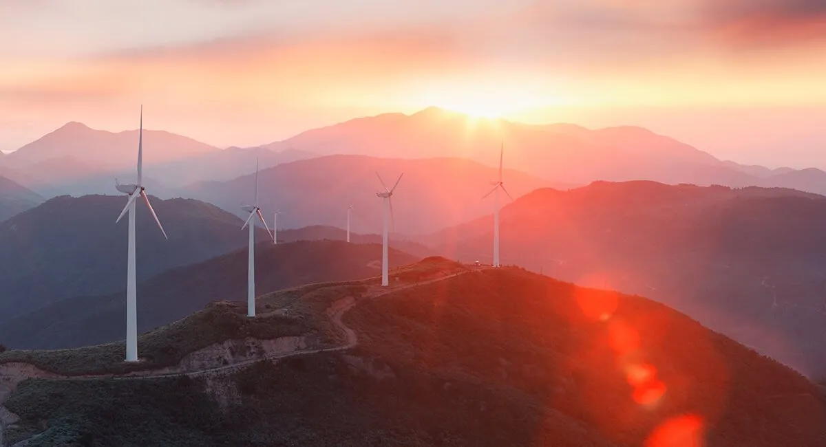 TopFiveRenewableEnergyInvestmentTrusts-hero_72b95d00325aac9e0569b2ae4afdc40c_2000