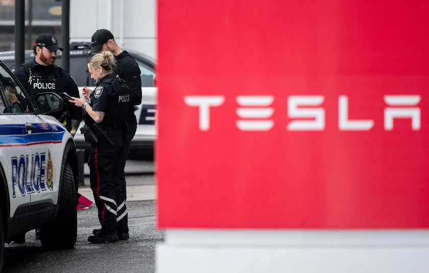 bfe4aea99e9041599b76f3580f3217d4_main_canada_tesla_77506