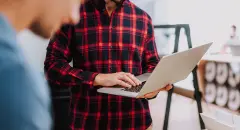 MicrosoftinvestsinAdoberivalPianobutisitaUnicorn_-hero_76218364a4ba1802e7b6fbc218599016_2000