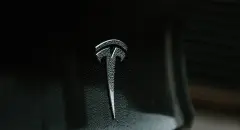 IsMichaelBurrythemantobringElonMuskbacktoearth-Hero_65d856ee0d09c1427324ed1dadd7f259_2000