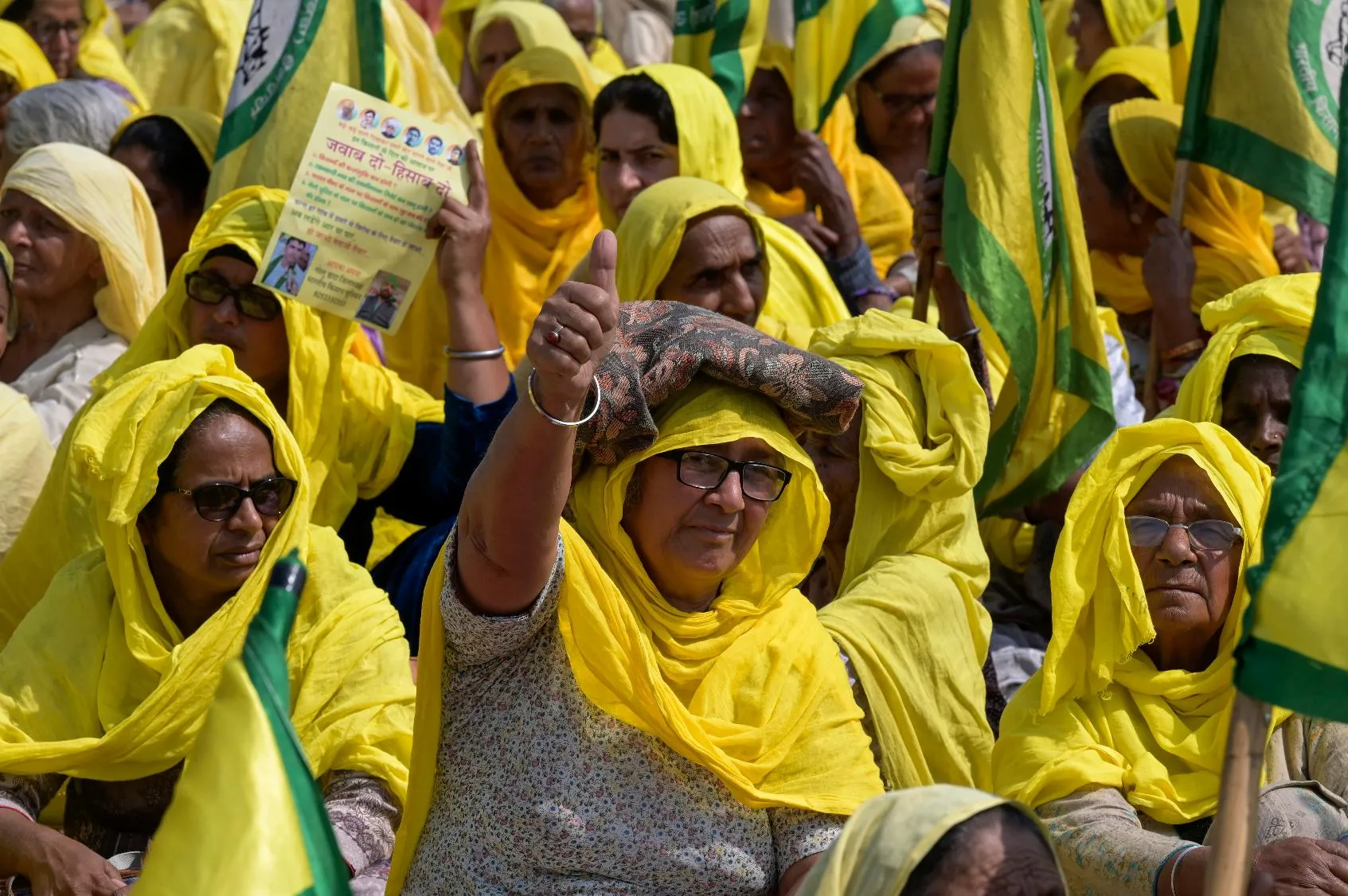 4f321c9d765344e397385bd05667a6a0_main_india_farmer_protests_23795