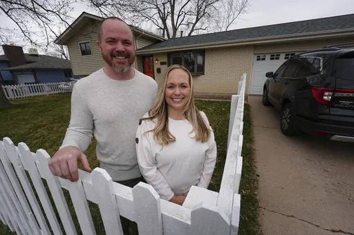 979542e324b74f5cada4eb61fa707e68_preview_spring_homebuying_season_39545