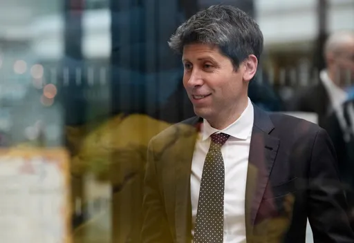 c7956596e784459da9bac415eb25777a_preview_openai-musk_97730