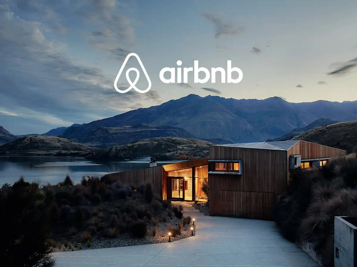 Airbnb-IPO-27-08-20-HERO-v2