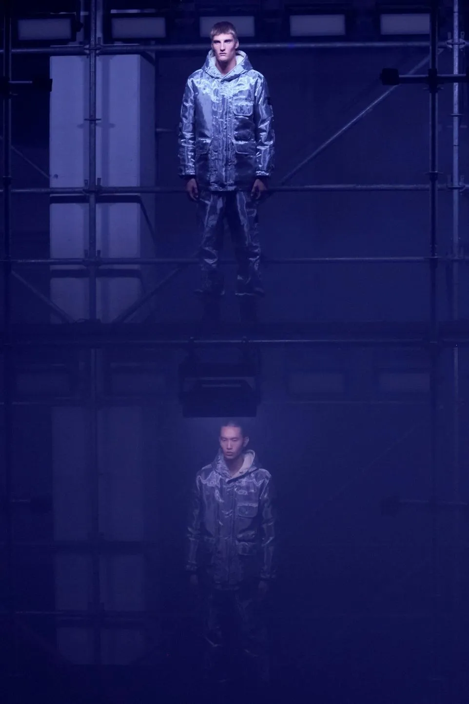 bc82736336ca4b78b0008ea22129b780_main_italy_fashion_f_w_24_25_stone_island_64884