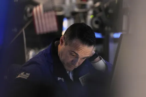 9b4cd357df474f51a053e66151bd1205_preview_financial_markets_wall_street_06433