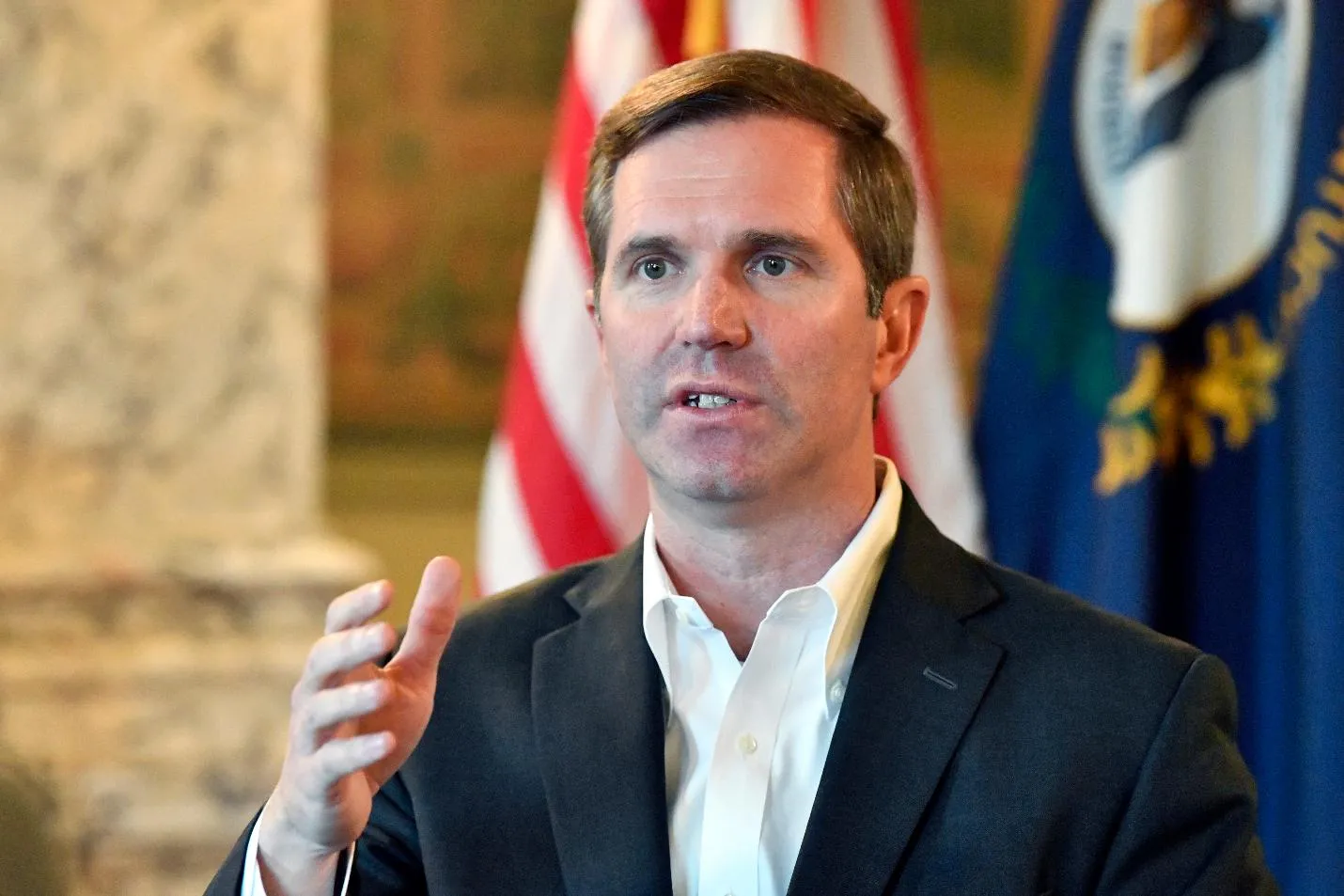 0fdb8150276f4b5d8674ee493b41d116_main_aluminum_smelter-kentucky_71800