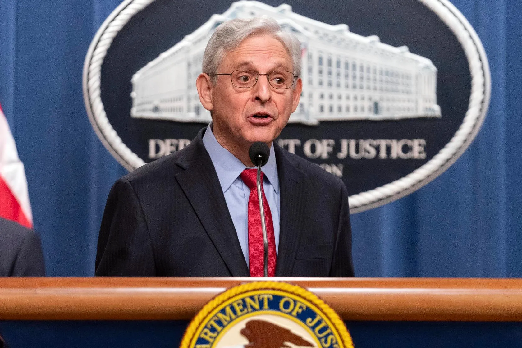 49537354351c40e081de284df749017d_main_reclassifying_marijuana_dea_55279