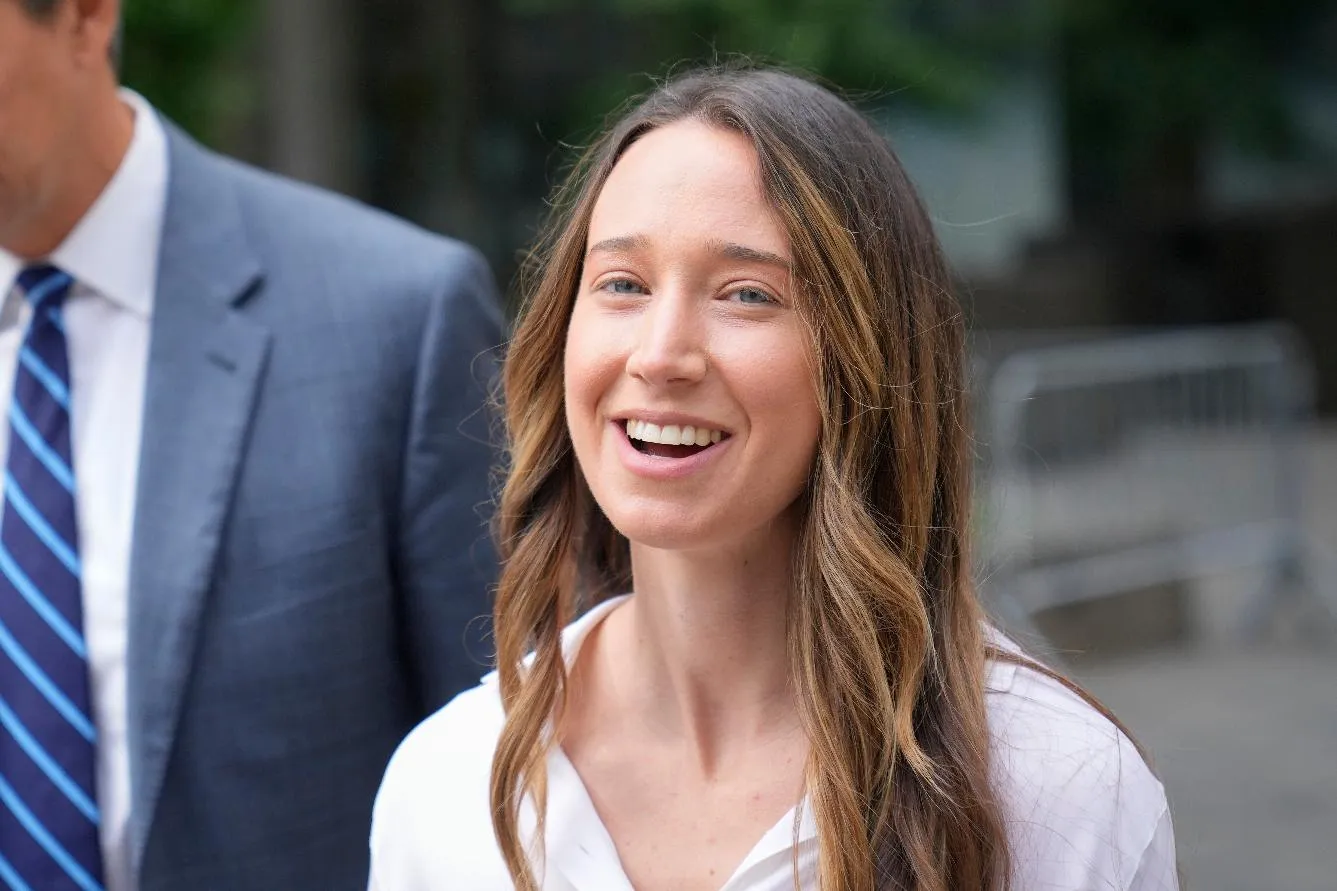 eaa24cba5ec0492bb2d7da11fce3ebc2_main_charlie_javice_fraud_trial_12669