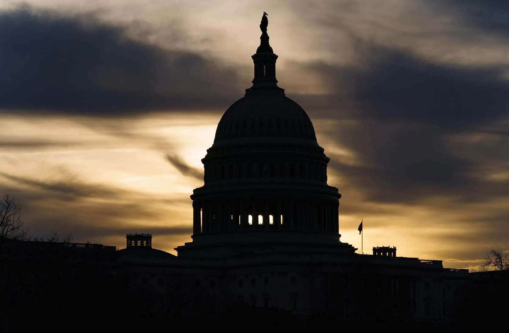 03dce65cea0f48369d5bce87e91d2ad1_main_conspiracy_theories_history_26175