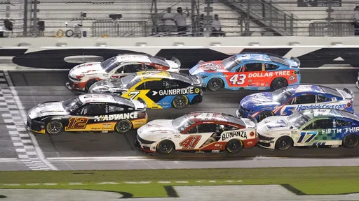 8abda0479528489b9d5b0673de615684_preview_nascar_daytona_auto_racing_27468