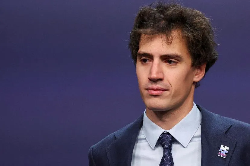 90e5407232d44471bf644773a93d643f_main_britain_ai_scrutiny_42339