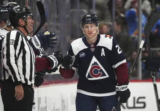 41f74f2ff90944ccbada41a20a6b5624_preview_jets_avalanche_hockey_54656