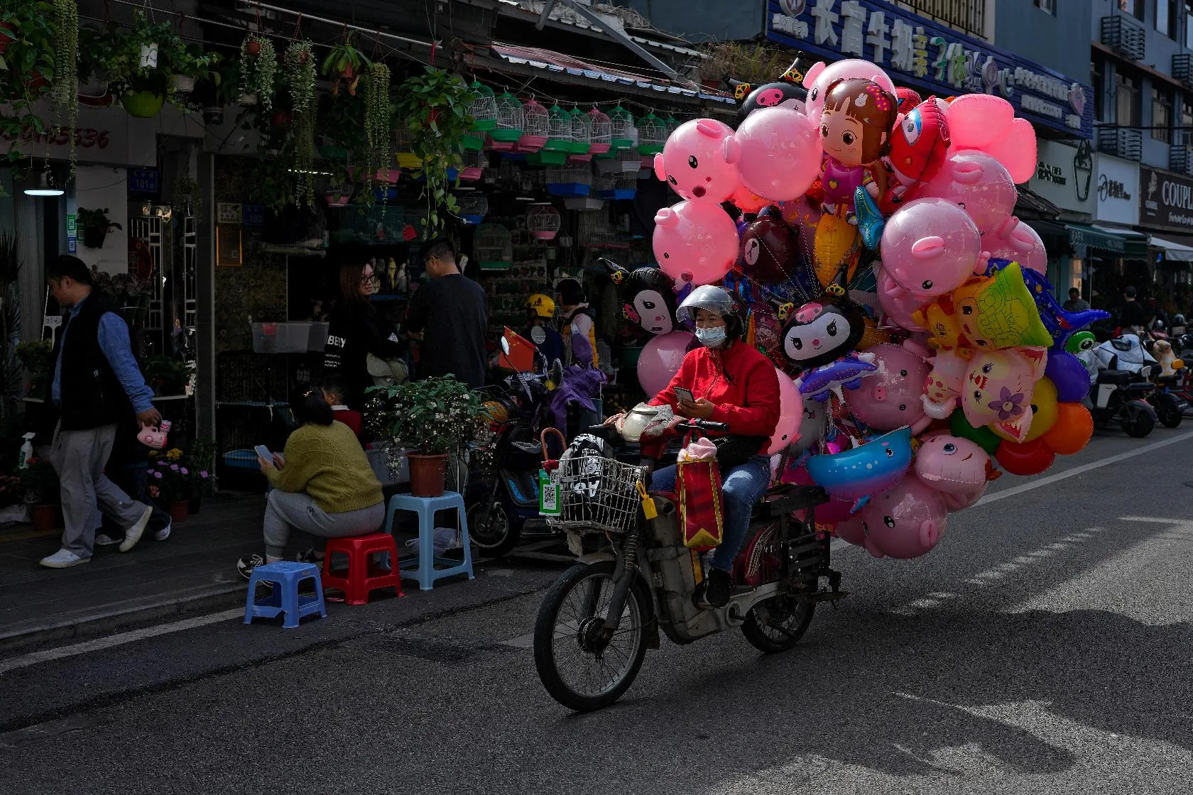 e1055a6d518849bcb3f58077b3308d08_main_china_economy_11248