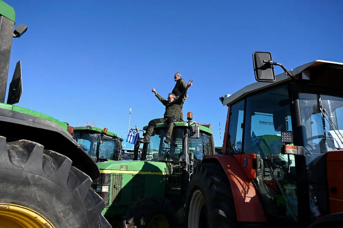 42c580ad98a442eb8a8c294194fc27fa_main_greece_europe_farmers_88496