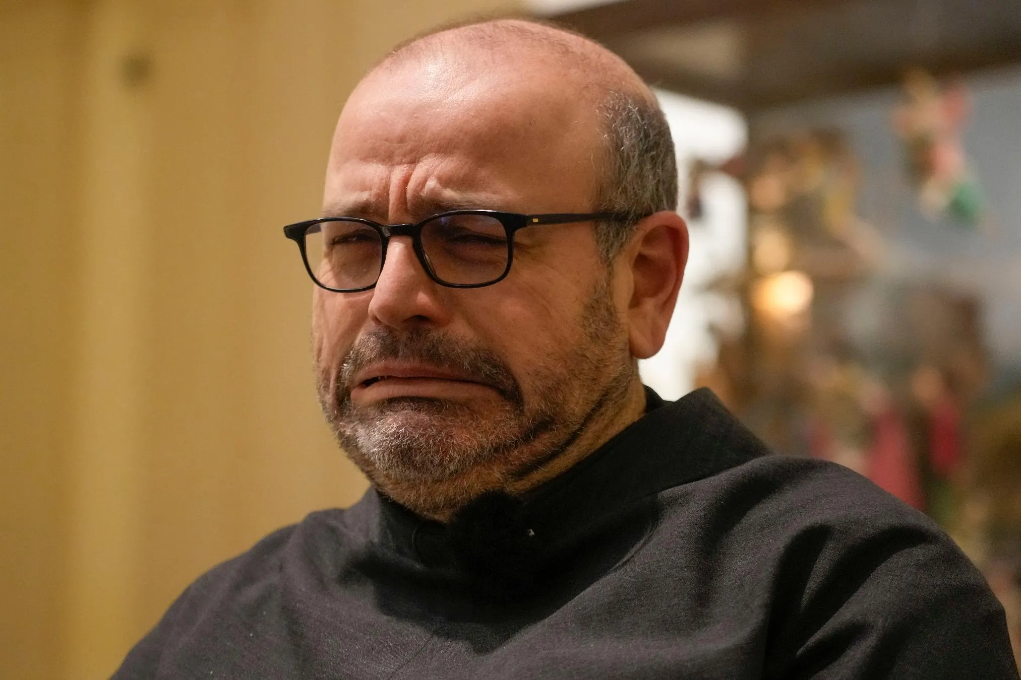 896c1b087c5044caa85275d9d009c279_main_italy_ai_friar_35838