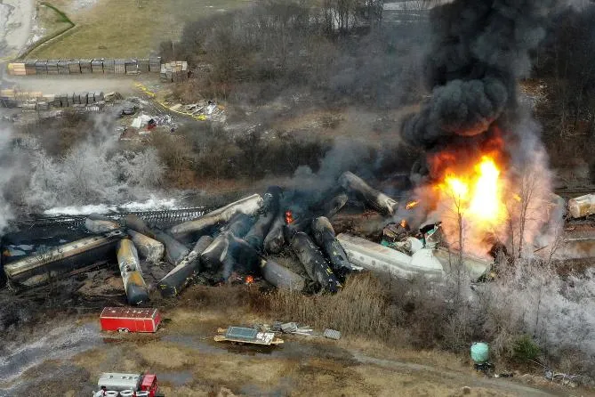 d35c1e3fca0443388408bb5e14c45fc5_main_train_derailment-ohio_91038