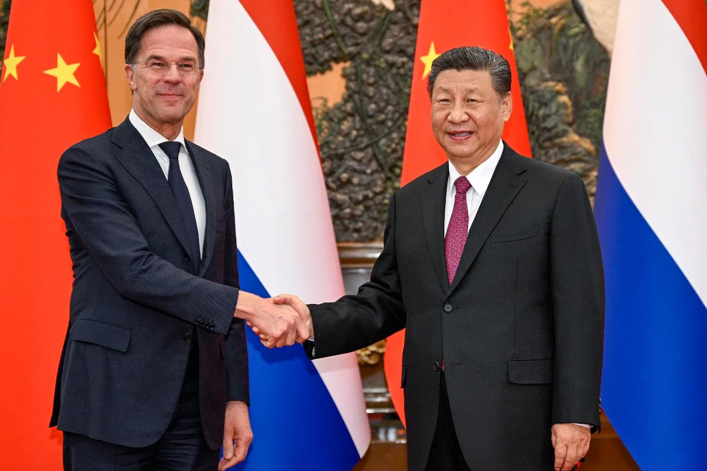 576986ef2fca4dcd99c143f17504a704_main_china_netherlands_07614