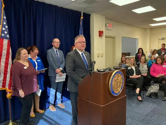 6d69d07924974912a8b3419158179065_main_childcare_kentucky_83189