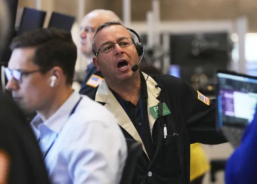 c51dca5e16054e6fb9398eb88c3164f1_preview_aptopix_financial_markets_wall_street_07181