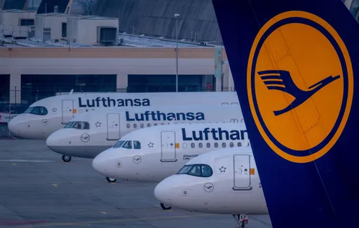 61f0fb2e0e0744de8a805f4cbb55c0c6_preview_lufthansa-job_reductions_49184
