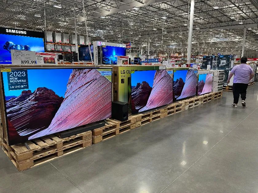 8b593b634a3041c8b70cef9ed1d612c1_main_retail_sales_76466