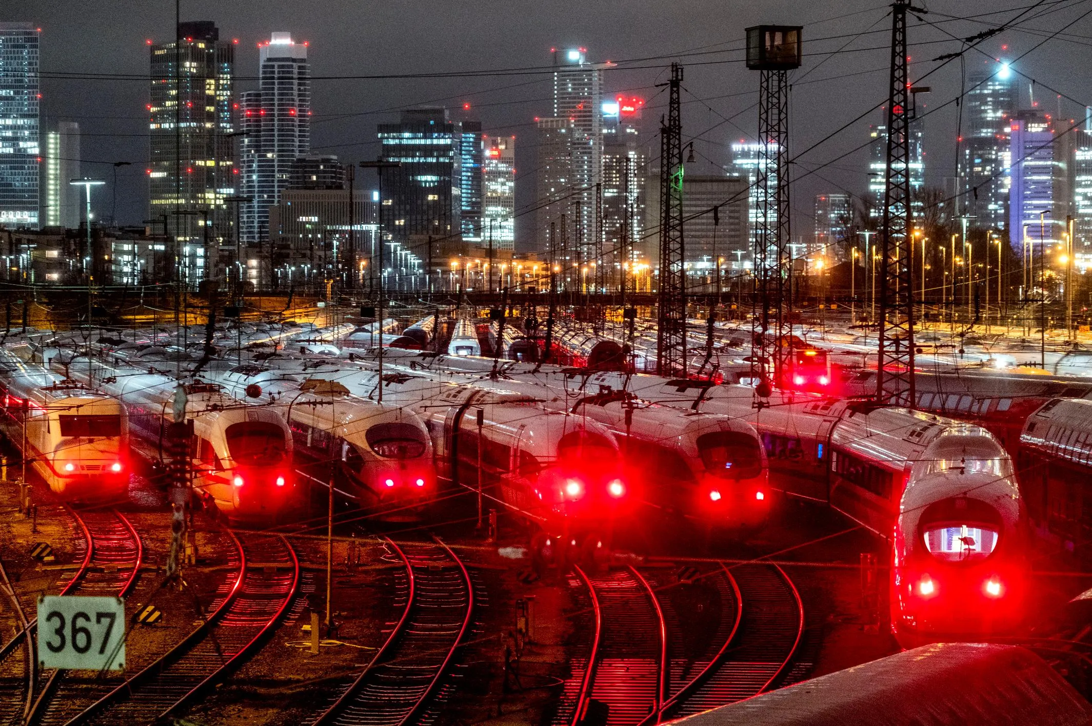 21bd528a250e49739c1941aaa75e51e8_main_germany_transportation_strikes_77952