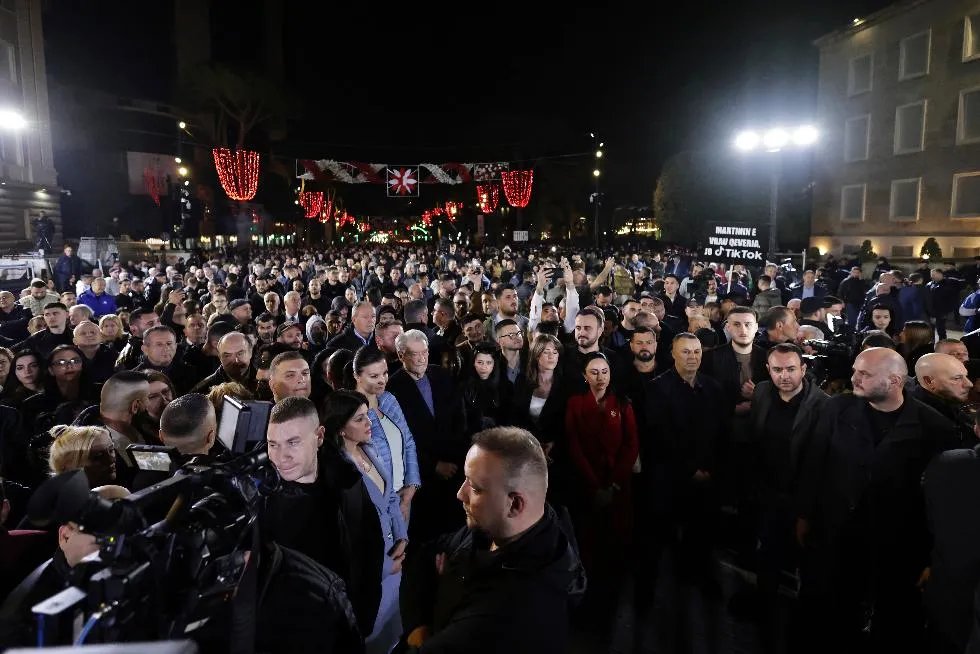 d68733d79d824dd6b7dcf5eac83cb901_main_albania_opposition_tiktok_60755