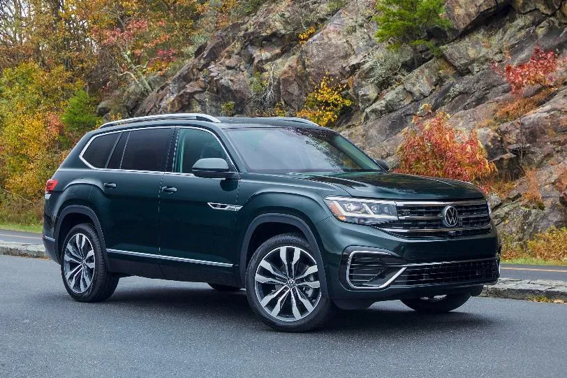 3a762a9f5fdb4c31ab77f362fa8f5873_main_behind_the_wheel_36391