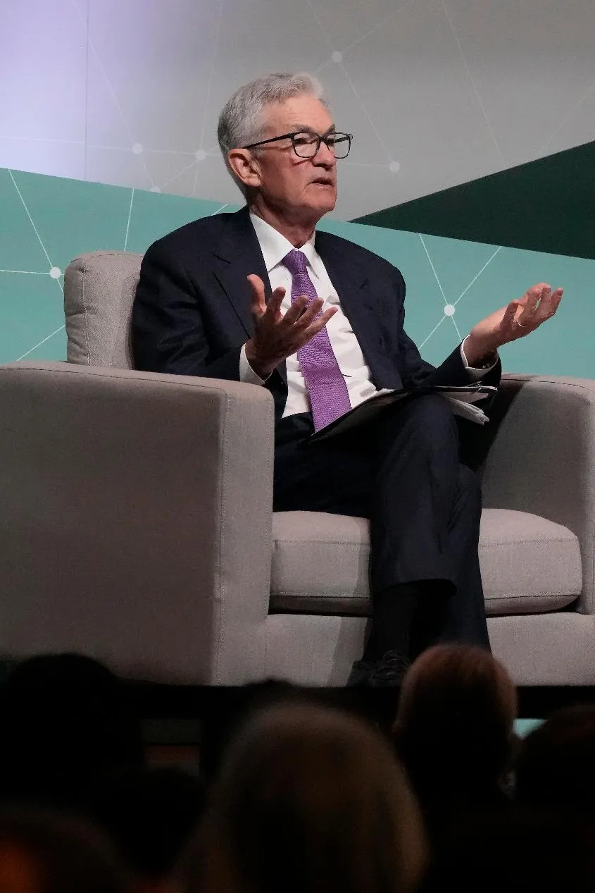 86093352489f4b2fb9a8941c1c4c5b2f_main_federal_reserve_powell_48226